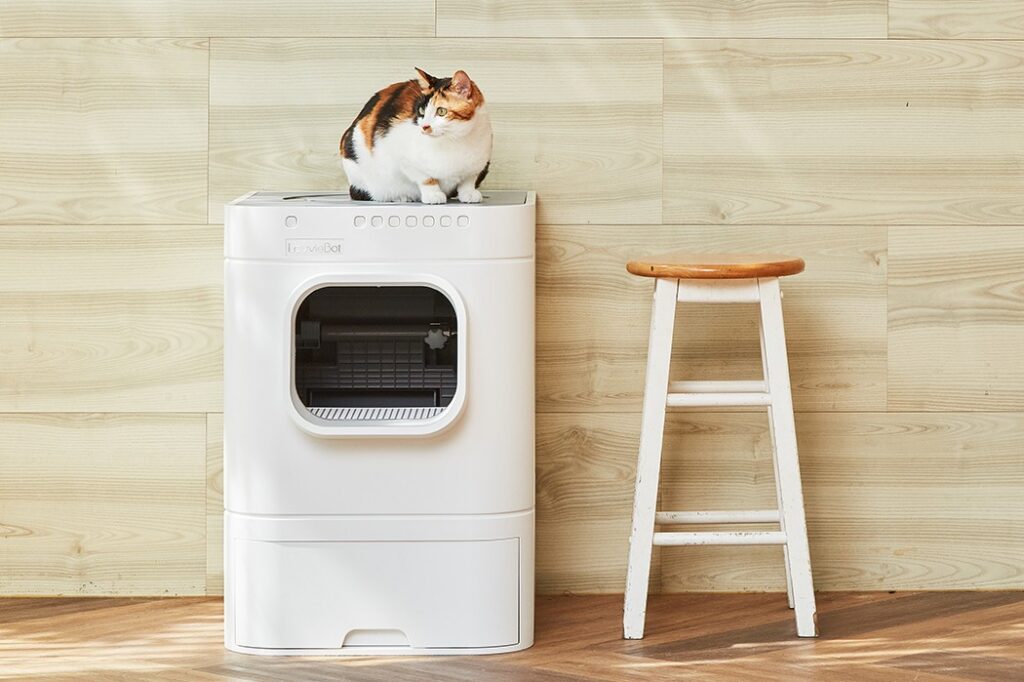 LavvieBot – Bac à litière espion pour chat